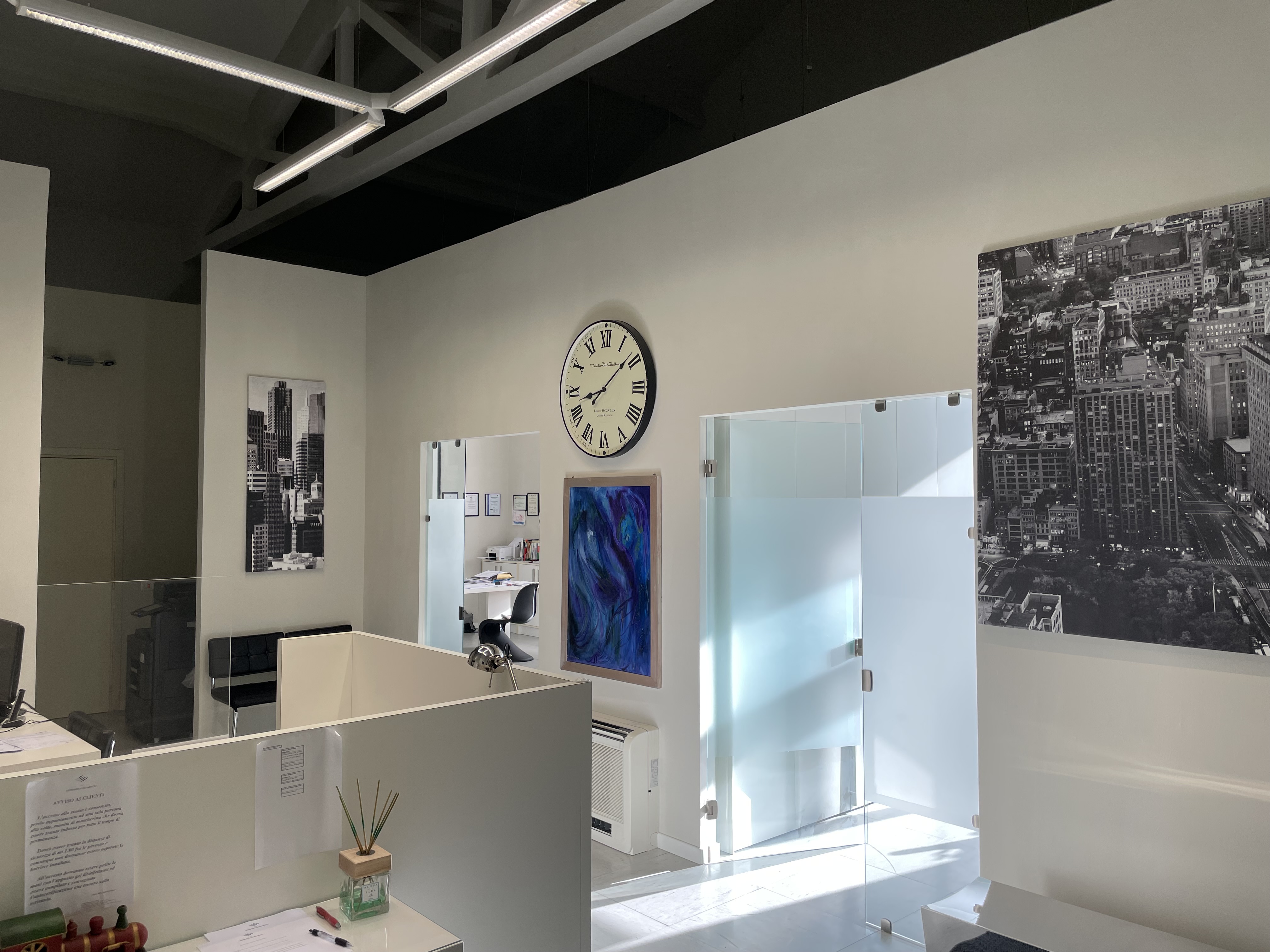 <span style="font-size:48px;"><span style="color:#ffffff;">      Studio Scaramucci Amministriamo i tuoi beni</span></span>